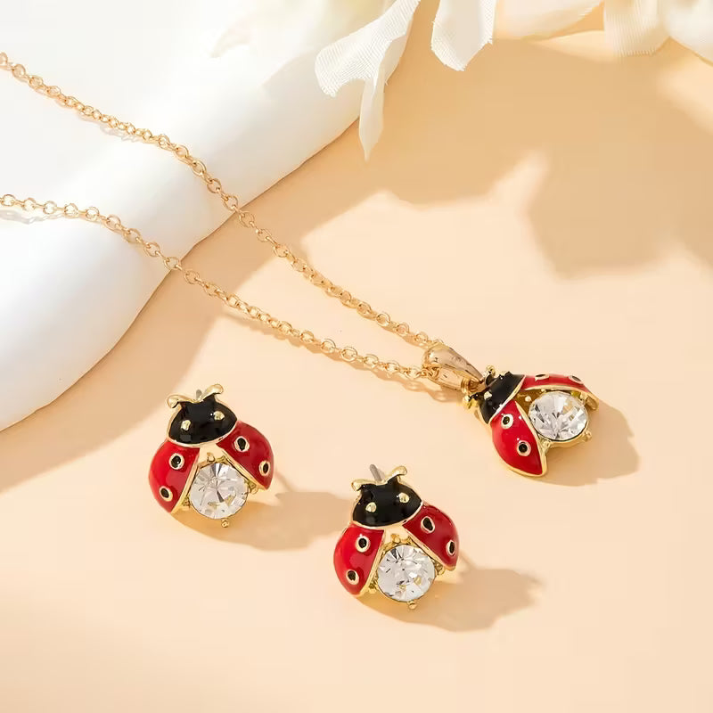 Örhängen Marihöns – Lyckotalisman – gratis halsband | Begränsat erbjudande