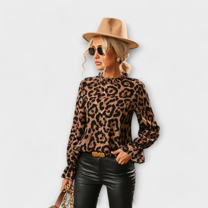 Kayla - Leopardmönstrad tröja med vikkrage
