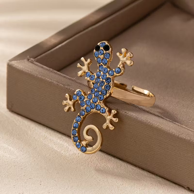 Geckoörhängen med lyckotalisman – gratis ring | Begränsat erbjudande