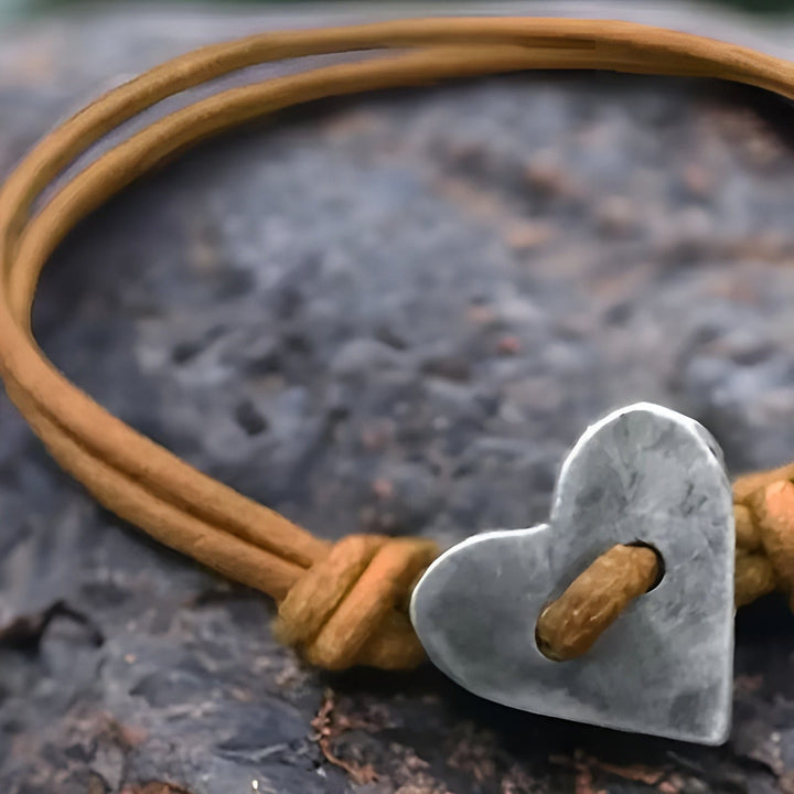 Armband: kärlekens symbol