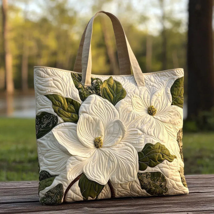 Quiltad väska – Elegant vit liljor