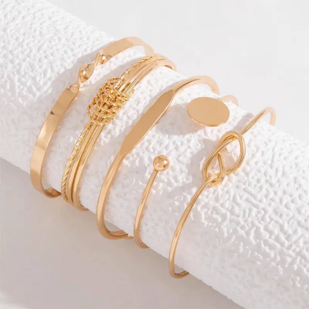 Clara™ | Raffinerad, dämpad elegans för kvinnor med armband