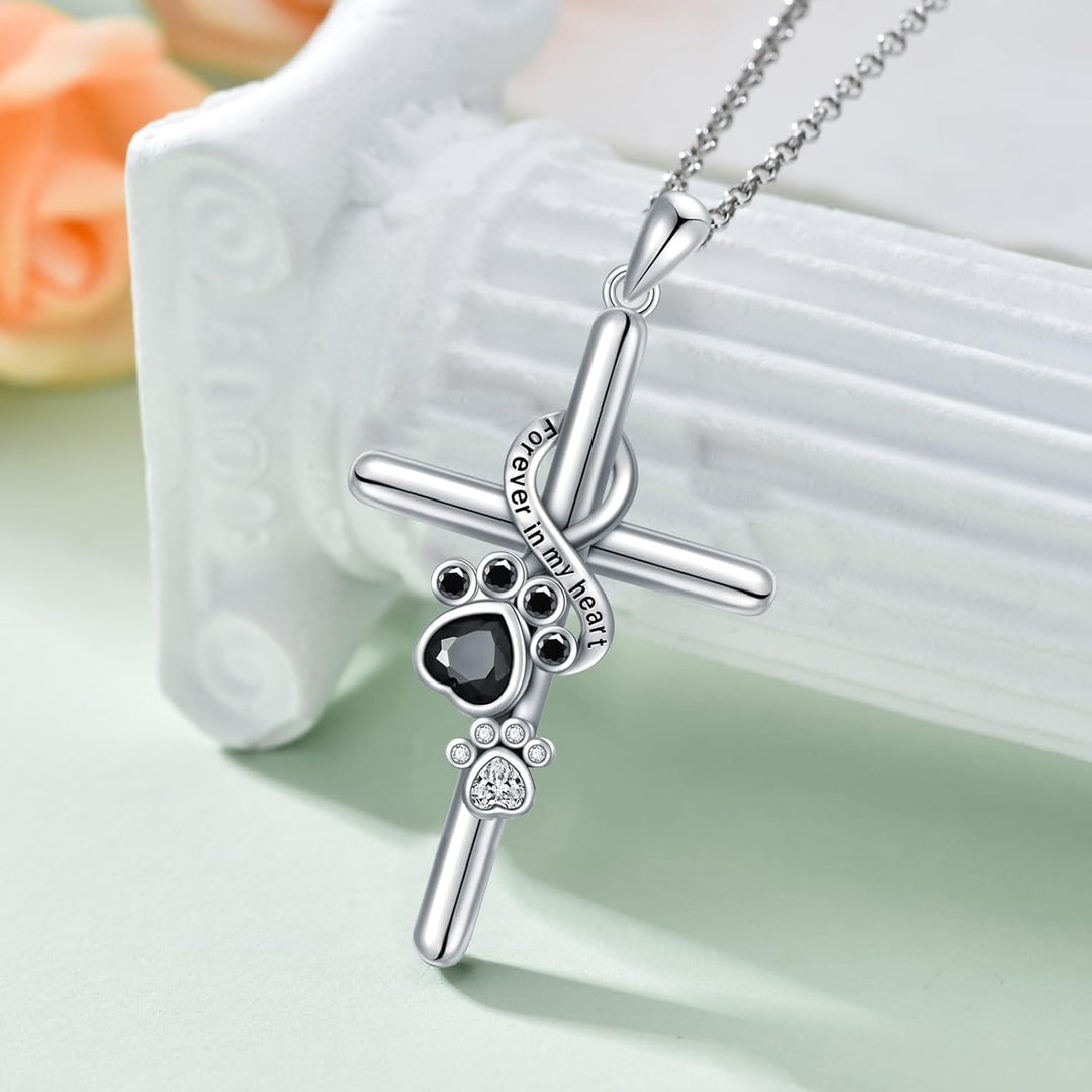 Halsband som symboliserar kärlek och minnen
