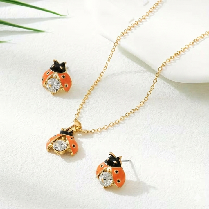 Örhängen Marihöns – Lyckotalisman – gratis halsband | Begränsat erbjudande