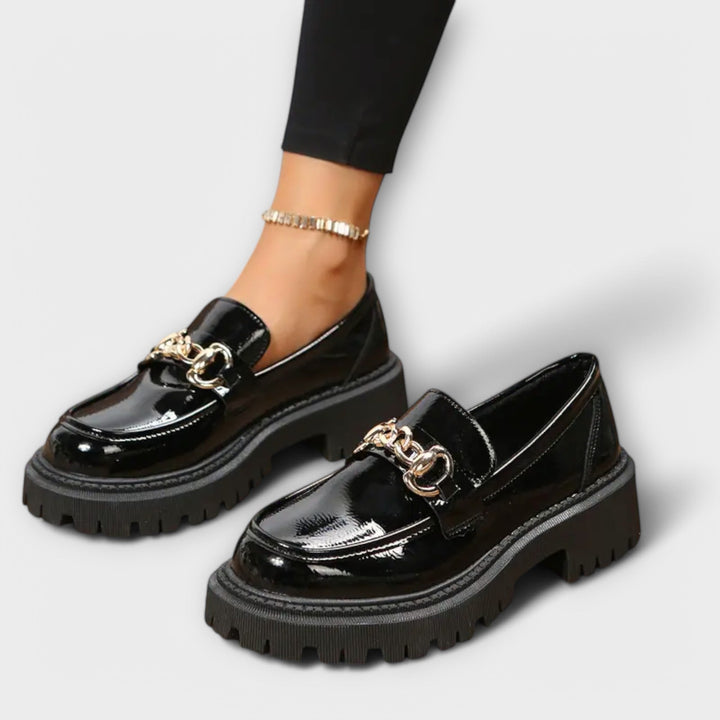 Chic Platå Loafer för kvinnor med spänndetaljer