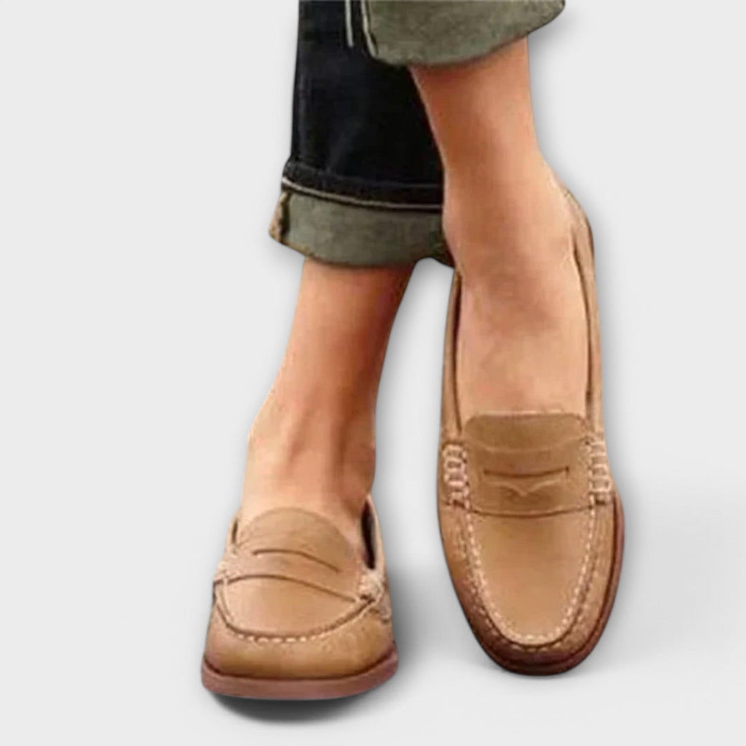 klassiska damskor loafers