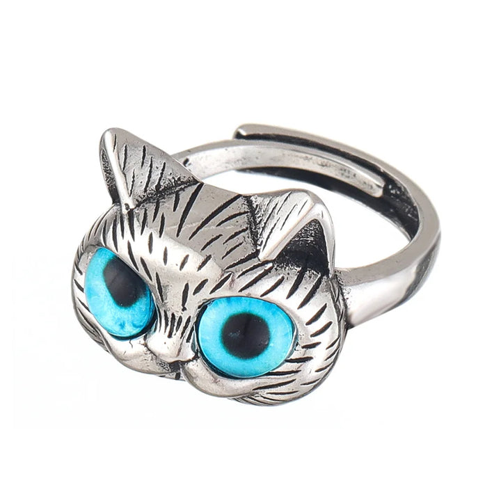 Ringen med kattmotiv i blå detaljer
