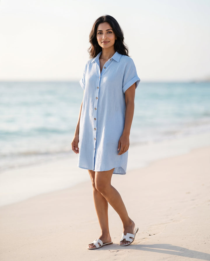 Melanie | Minimekko, jossa pääntie ja lyhyet hihat