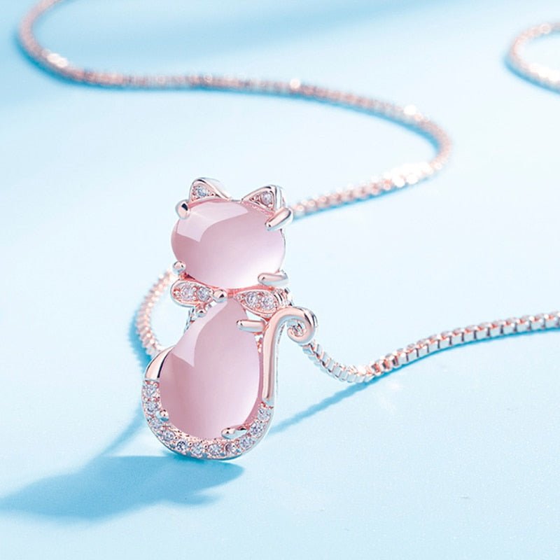 Sött halsband med rosa kattsten